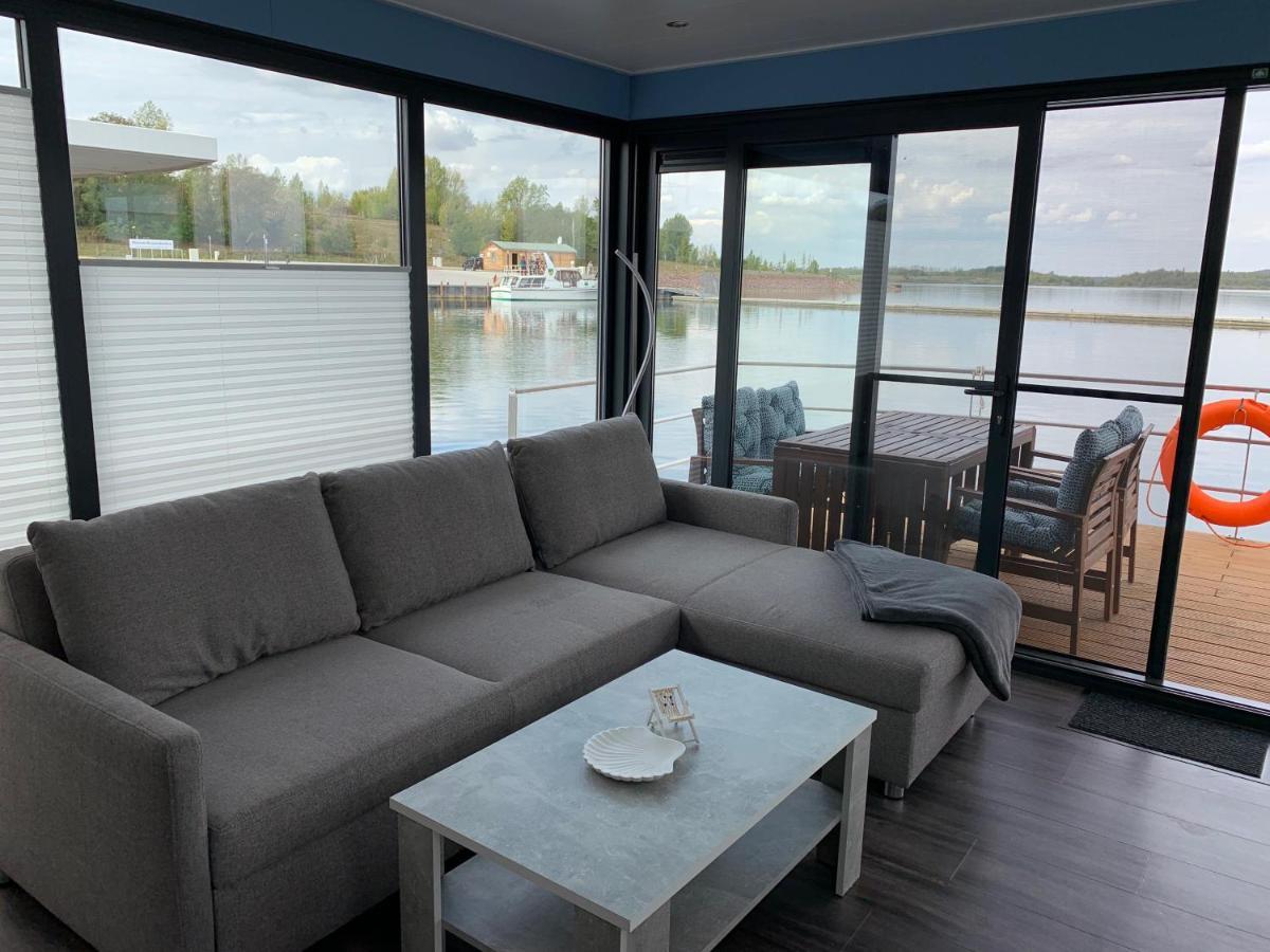 Hausboote Marina Braunsbedra 빌라 외부 사진